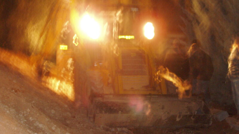 Εγκατάσταση οπτικής ίνας στον Πειραιά